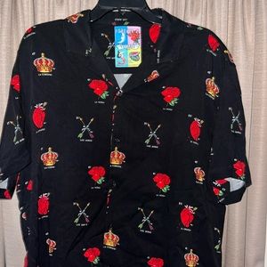 Lotería button down top